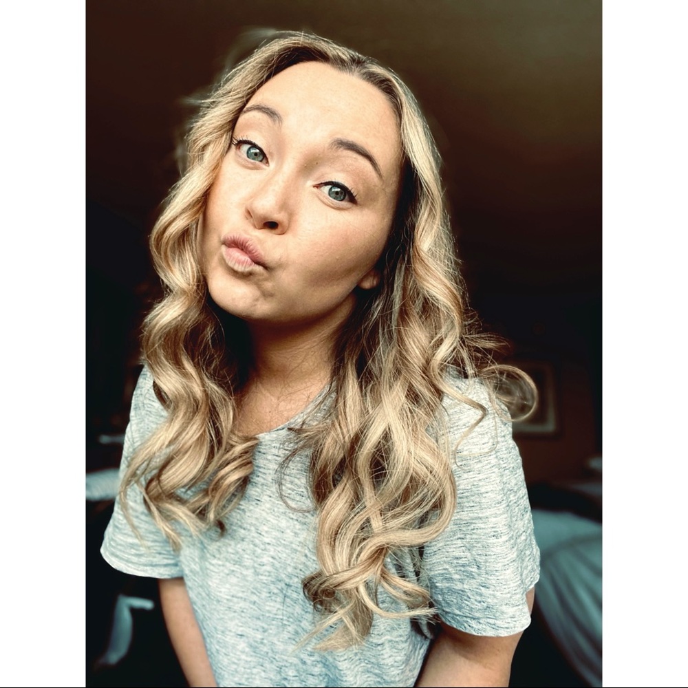 Meet your Posher, Tabitha